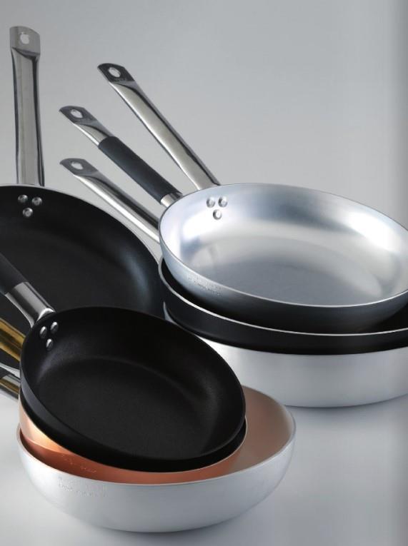 Aluminij tava / 28cm / 3mm /Nonstick