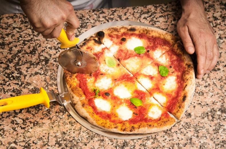 Stalak za pizzu S ručkom / 50cm