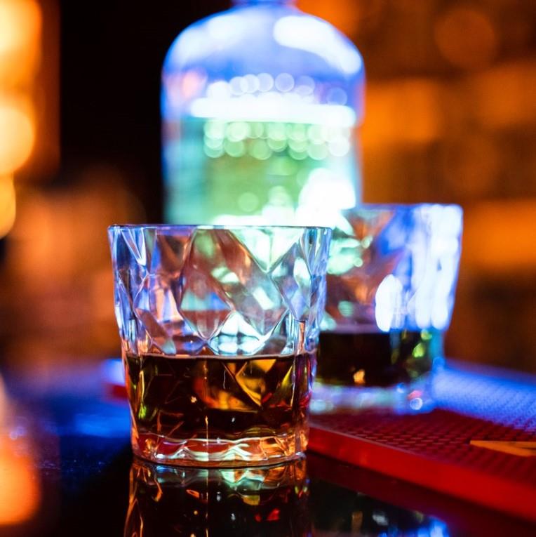 Prisma čaša / 20cl / premium / siva / PC